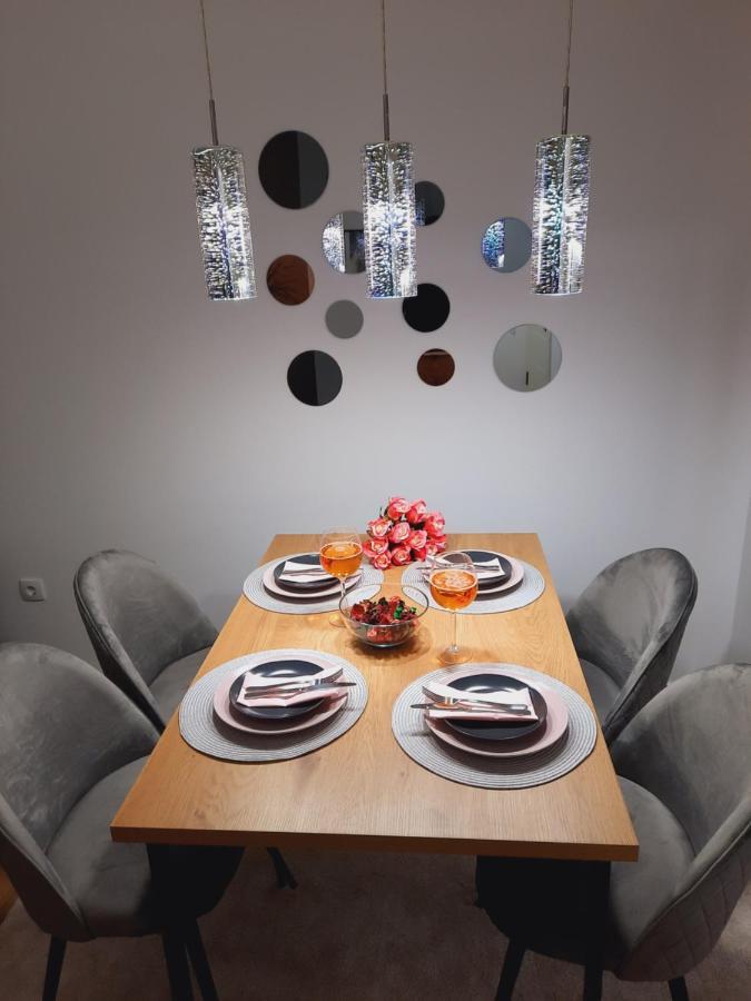 Apartman Kristal Sremska Mitrovica Bagian luar foto