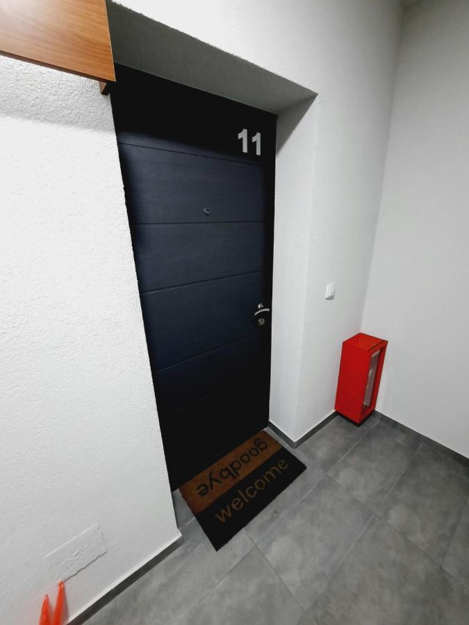 Apartman Kristal Sremska Mitrovica Bagian luar foto